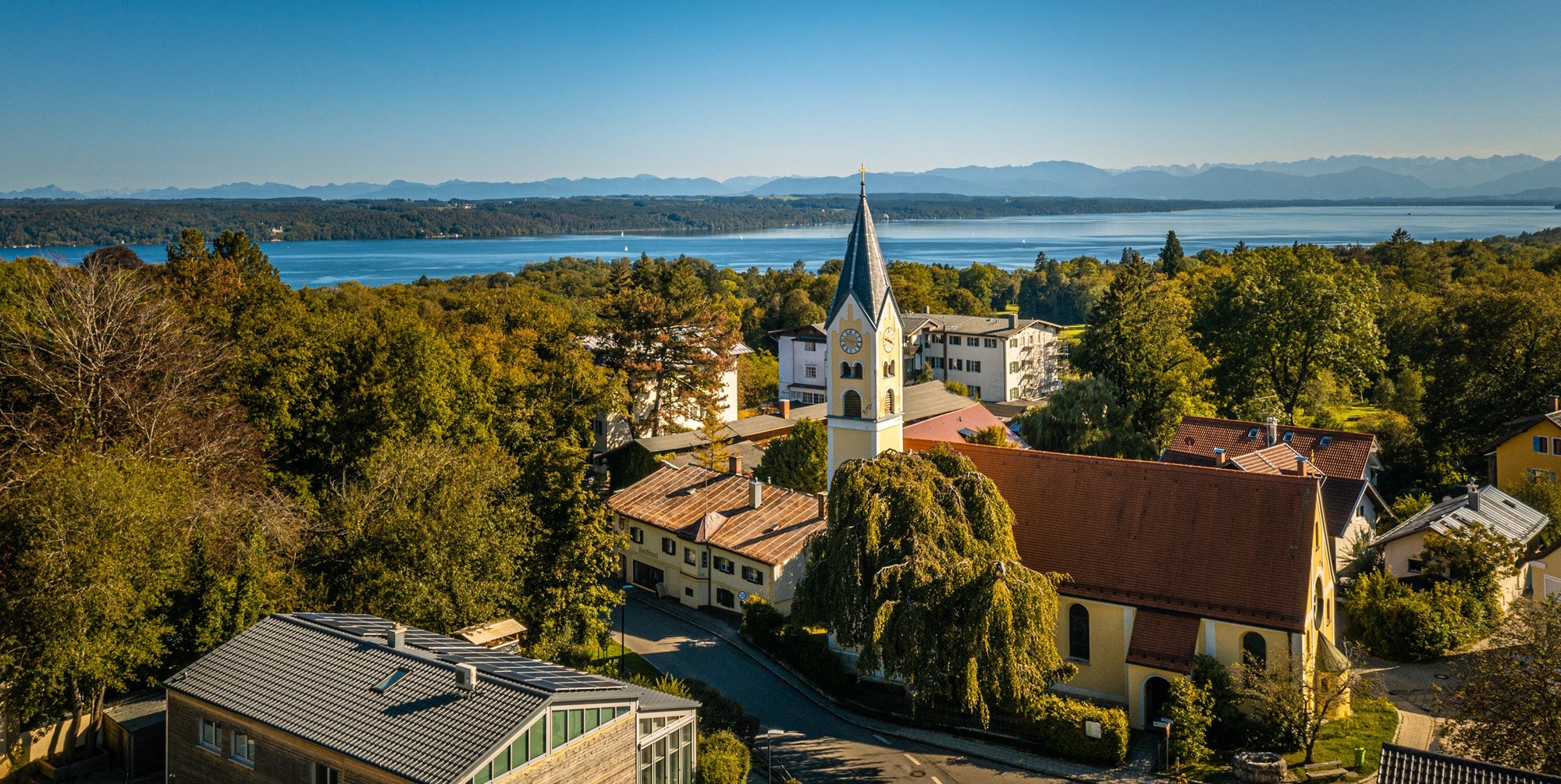 Blick auf die Stadt Feldafing