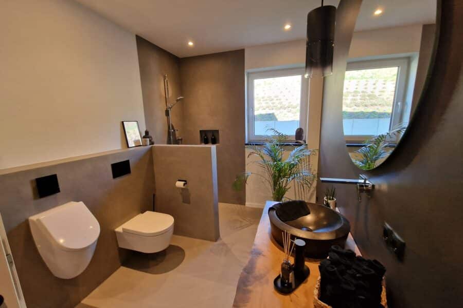 Fugenlose Beschichtungen für Bad- und Sanitärräume: Gewerkeübergreifend abgestimmt