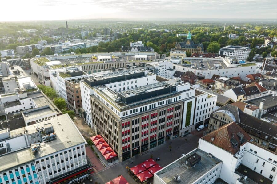 Revitalisierung von Handelsimmobilien und Bürogebäuden: Mixed-Use-Konzepte