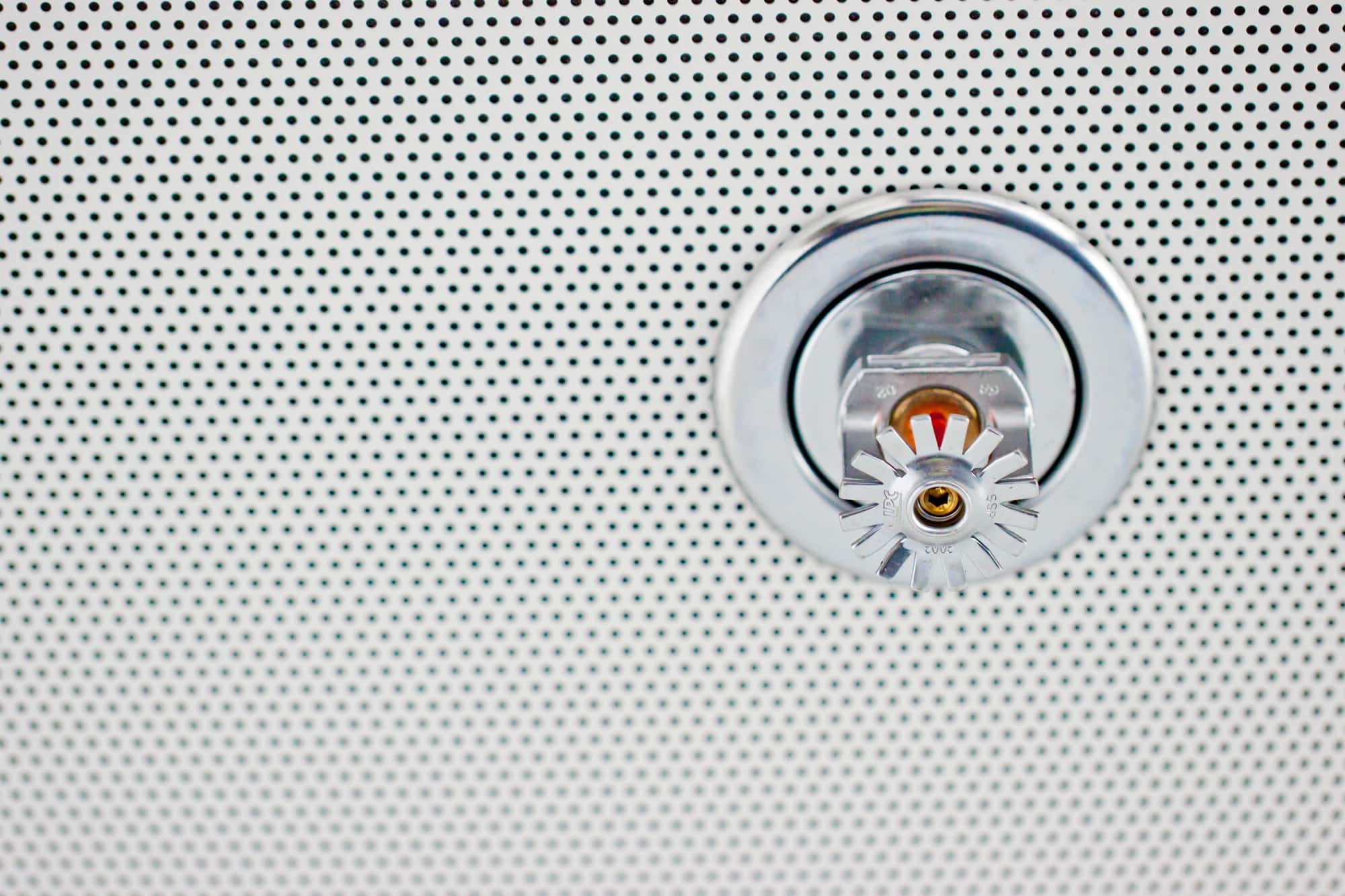 Brandschutz bei der Umnutzung von Immobilien: Stolpersteine und Lösungen